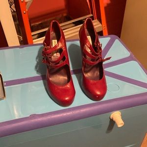 Steve Madden Red triple strap over foot 4 1/2 inch heel half inch platform